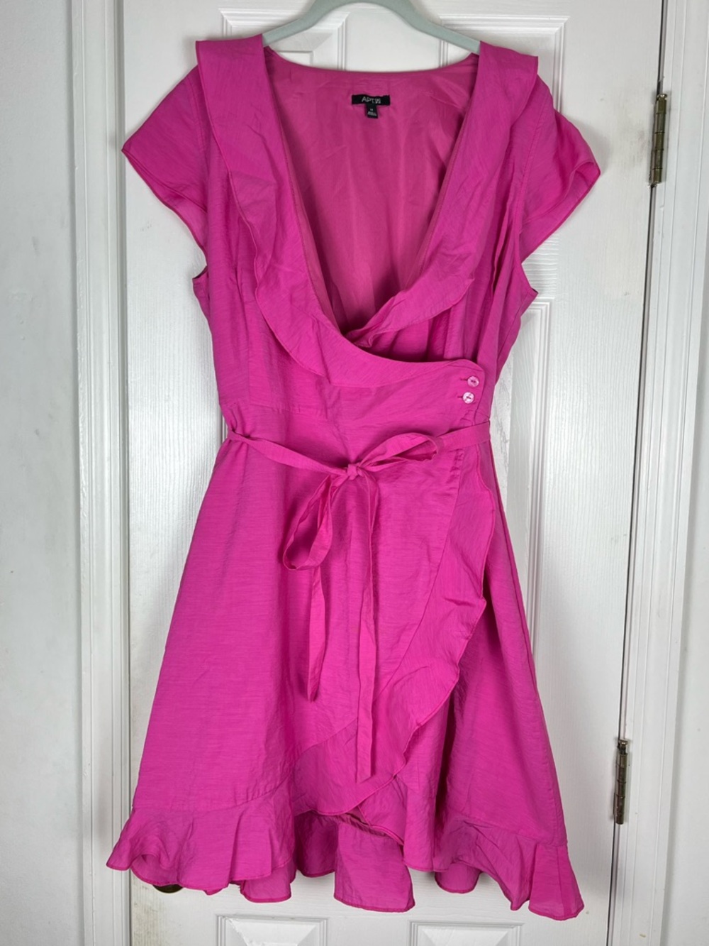 NWOT Apt 9 Wrap Tie Front Ruffle Dress Sz 14 Magenta Pink